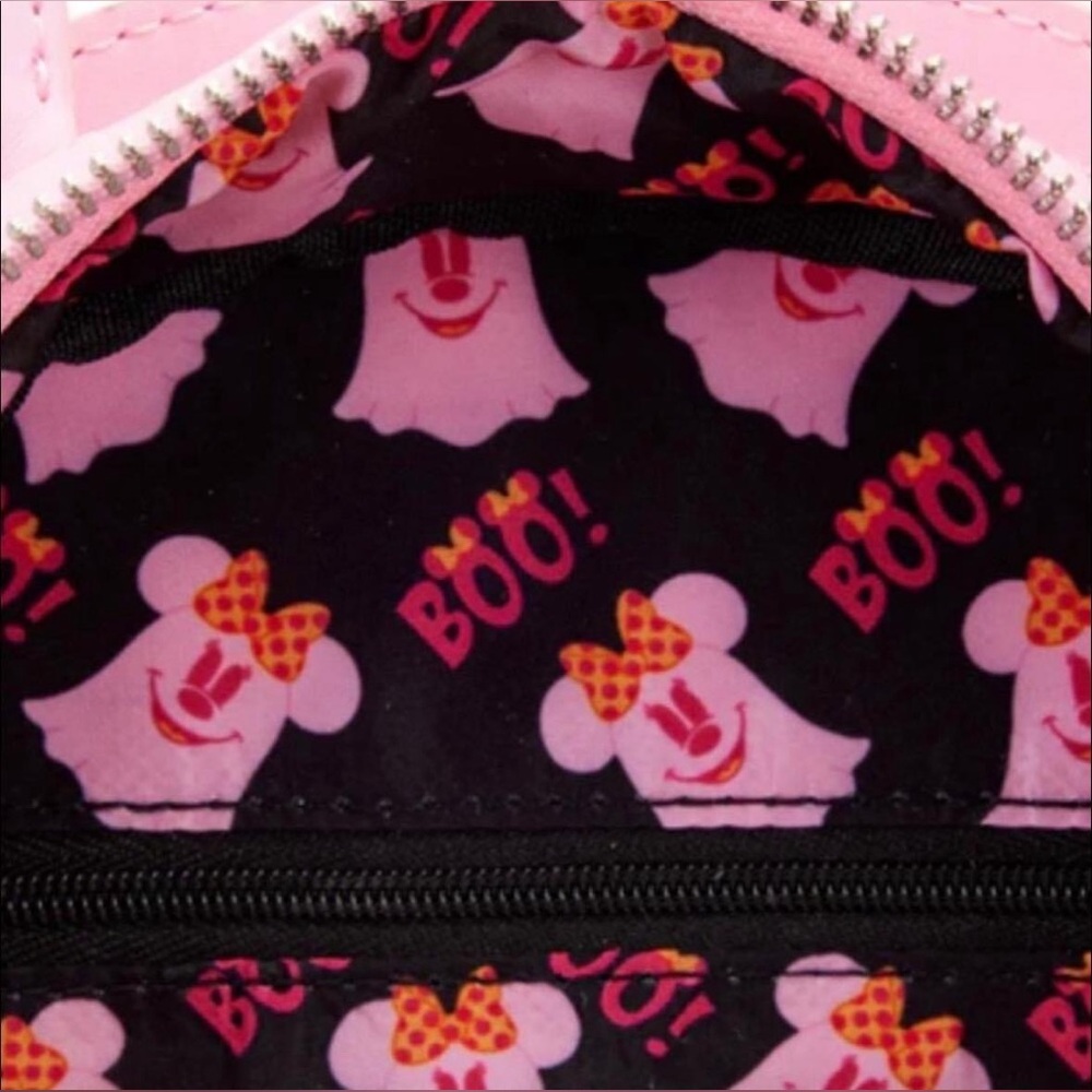 Loungefly Pastel Ghost Minnie Mouse
Glow-in-the-Dark Mini Backpack NWT - Picture 5 of 5